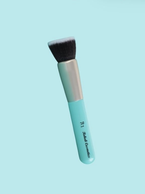 R1 Face brush