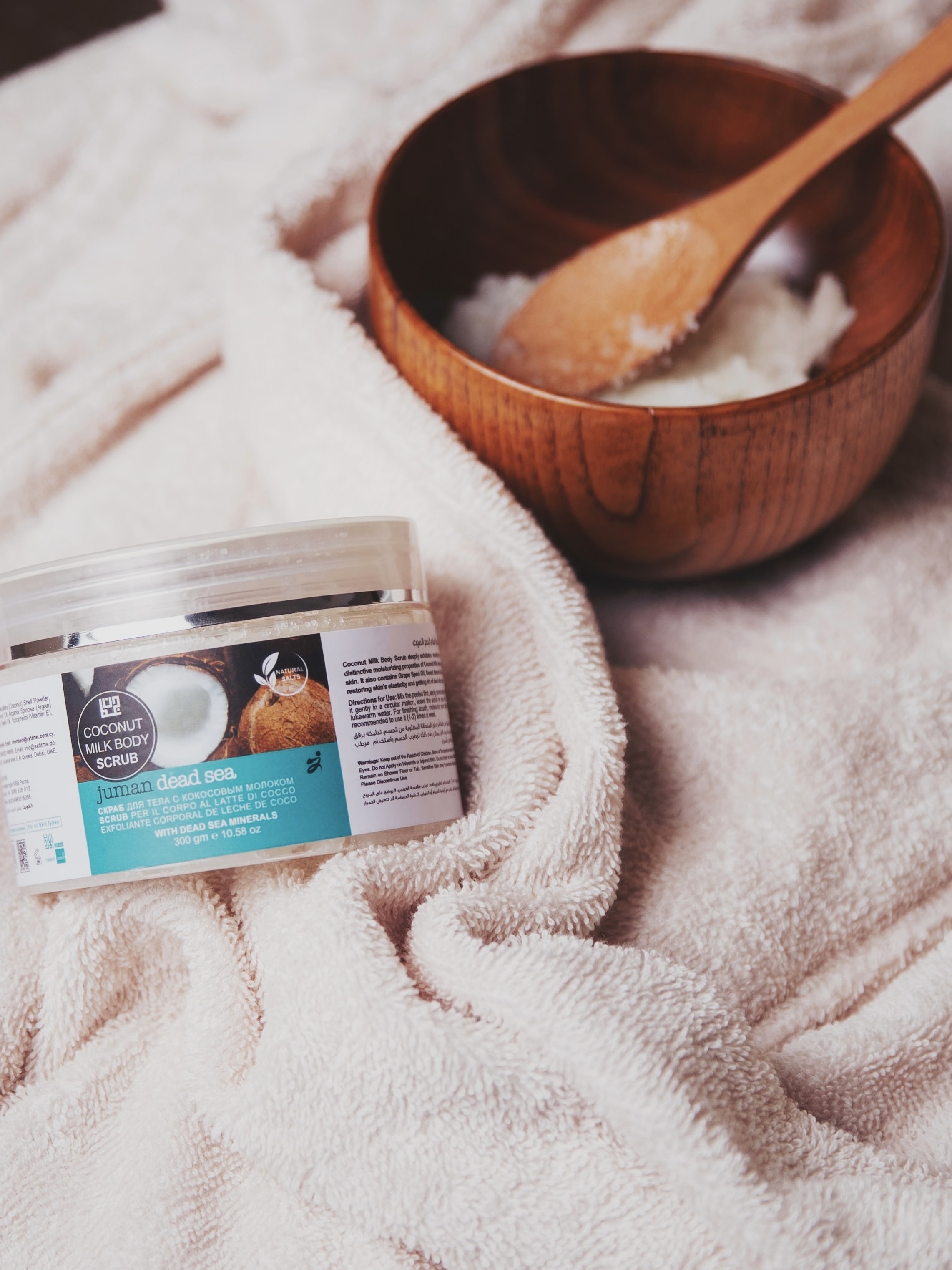 coconut body scrub with dead sea