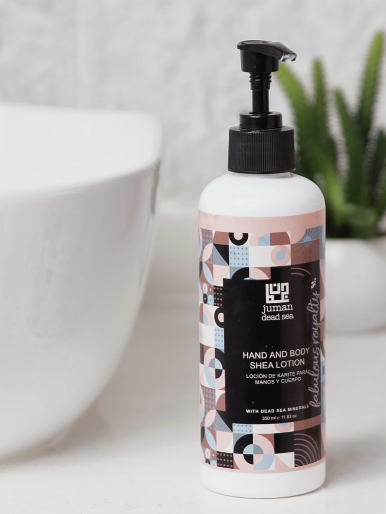 hand and body shea lotion pink