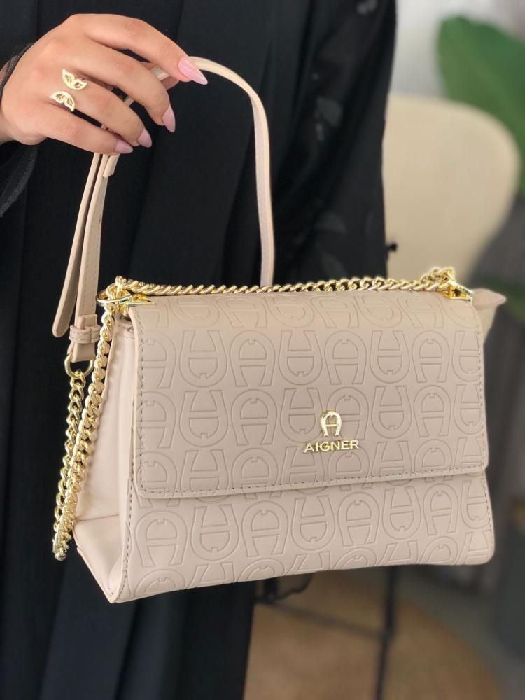 Aigner bag1